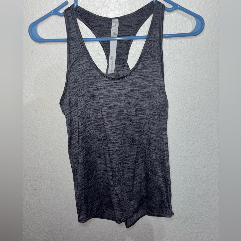 Lululemon top